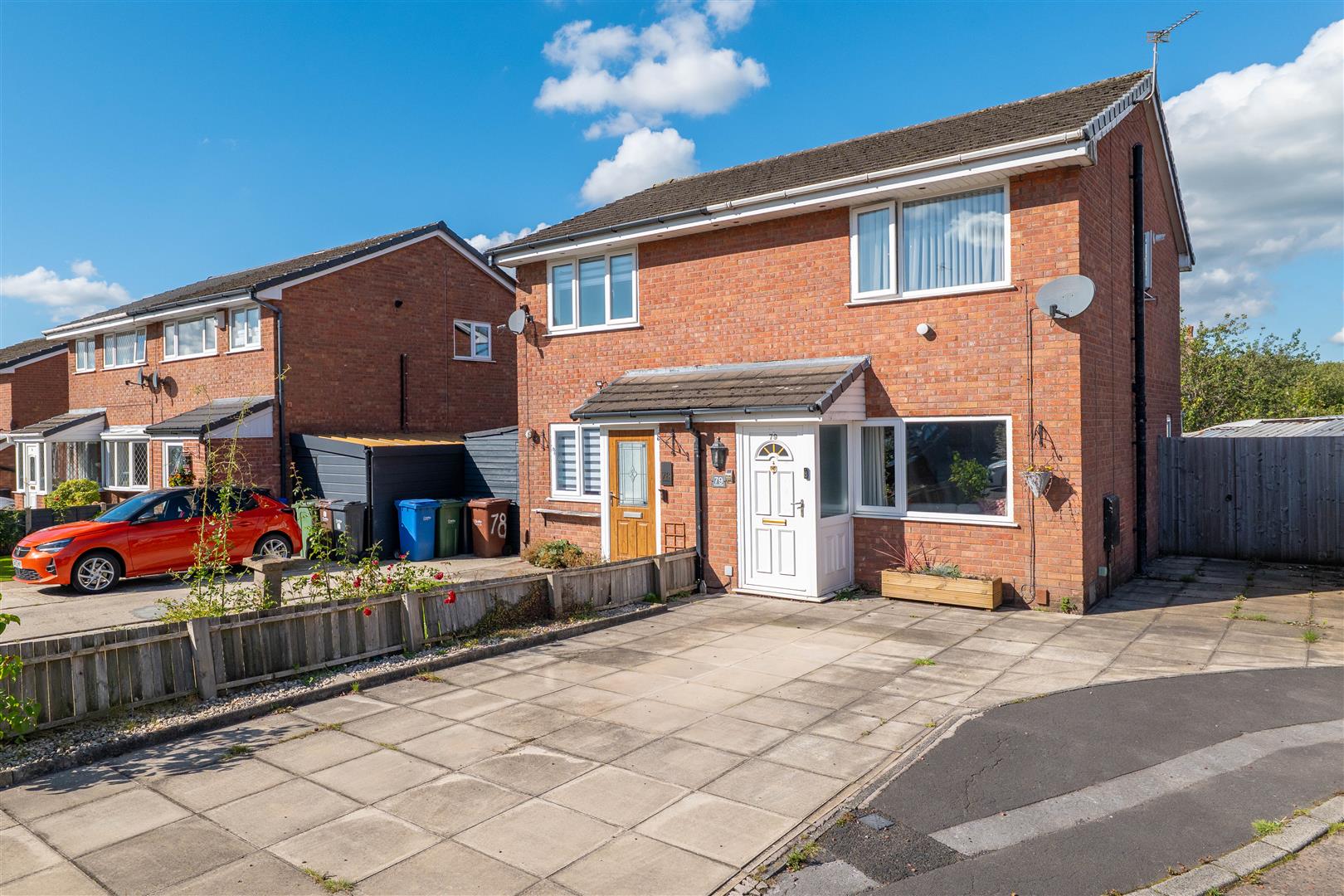2 bed property in Draperfield, Chorley
